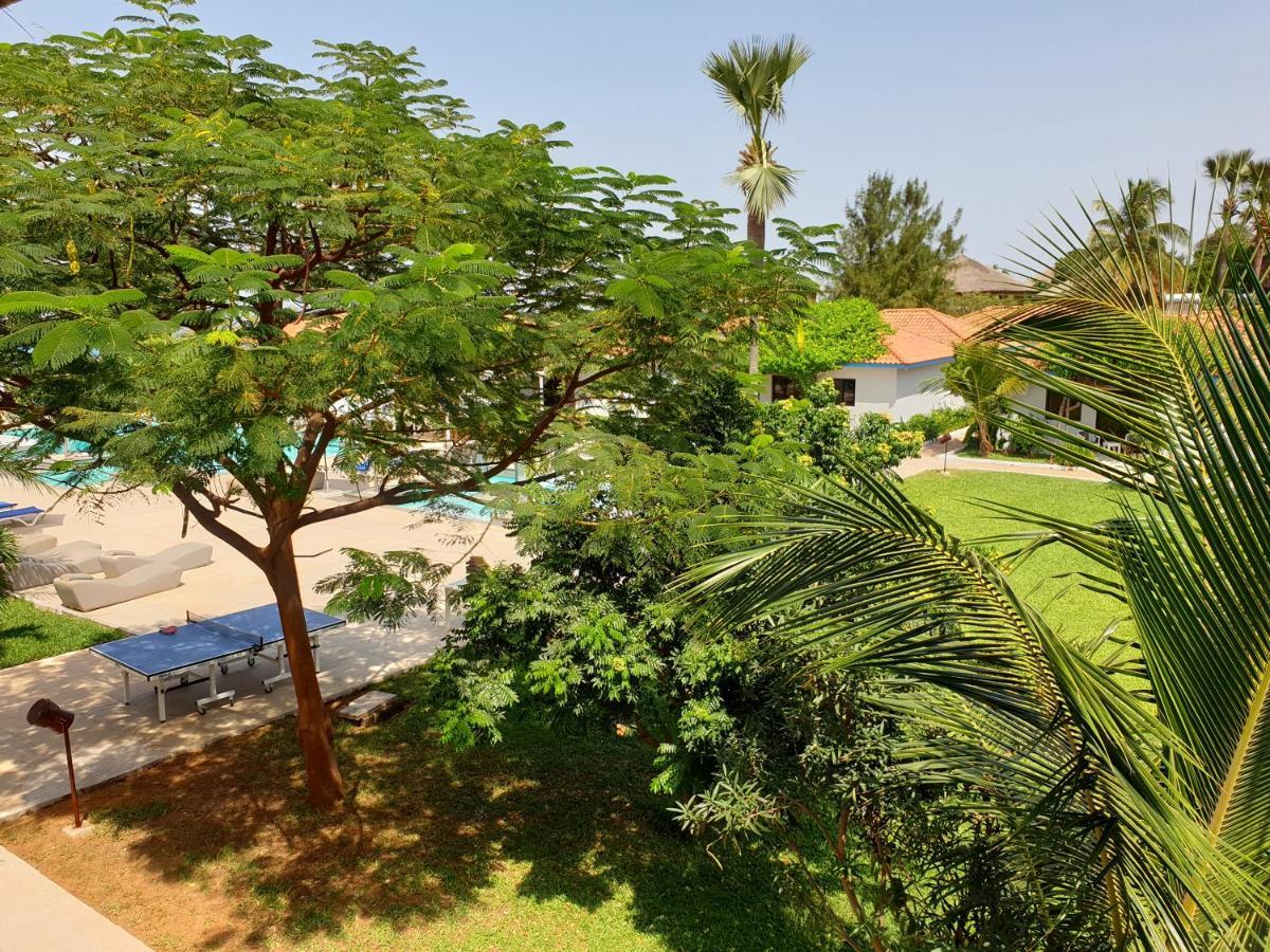Djembe Beach Resort Kololi Esterno foto