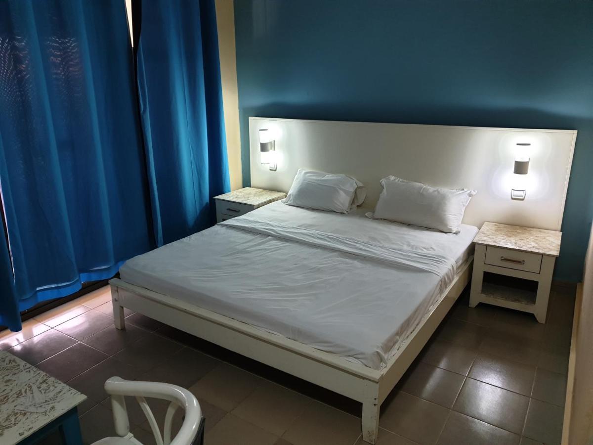 Djembe Beach Resort Kololi Esterno foto