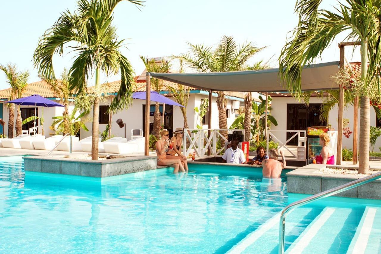 Djembe Beach Resort Kololi Esterno foto