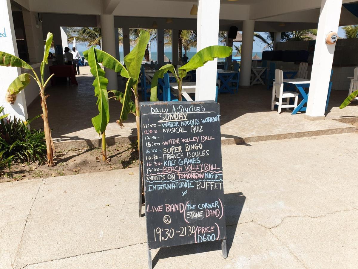Djembe Beach Resort Kololi Esterno foto